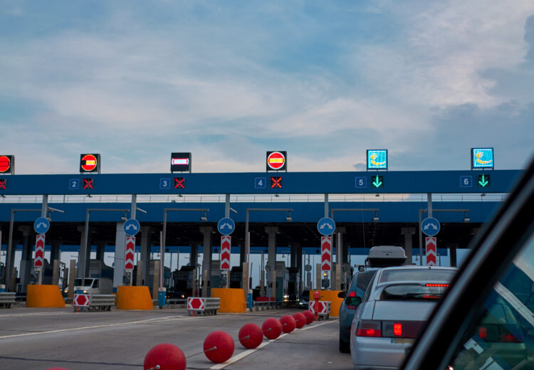 Policia gjermane sqaron: Qytetarët e Kosovës dhe vendeve të rajonit nuk mund të përdorin korsitë për pasagjerët e BE-së