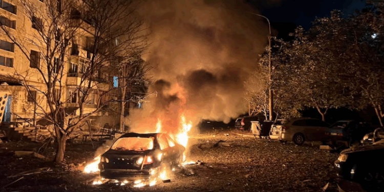 Rusia godet Lvivin me raketa e dronë, Polonia dhe NATO në alarm për hapësirën ajrore