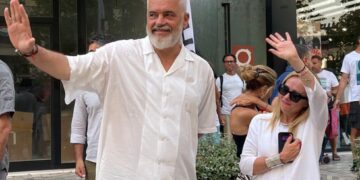 Ndodh për herë të parë: Rama dhe Meloni me mbledhje të përbashkët të qeverive shqiptare dhe italiane