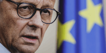 Merz trondit Brukselin: “Evropa po mbytet në letra, jo në ide” – Kancelari gjerman kërkon kthesë kulturore kundër burokracisë së BE-së