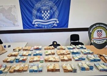 702.435 euro të padeklaruara kapen në kufirin Karasoviq, arrestohet shtetasi shqiptar