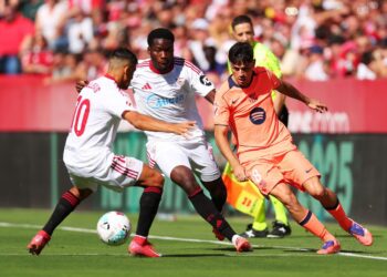Barcelona pëson humbje dërrmuese ndaj Sevillas, Rashford shkëlqen në një pasdite të errët për katalanasit