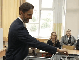 Uran Ismaili voton dhe fton qytetarët të vendosin për të ardhmen e Prishtinës