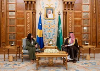 Presidentja Osmani pritet në Riad nga Princi i Kurorës Mohammed bin Salman — kërkon thellimin e marrëdhënieve Kosovë–Arabia Saudite