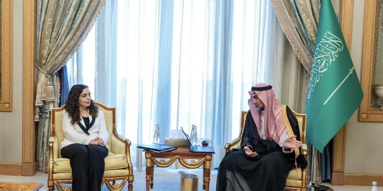 Osmani në Riad: Diskutime për investime strategjike dhe pjesëmarrjen e Kosovës në EXPO 2030