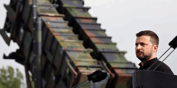 Ukraina dhe SHBA-të përgatisin kontratën për 25 sisteme “Patriot” – Zelensky: “Gjithçka varet nga vullneti politik”