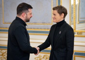 Zelensky pret kryetaren e Kuvendit të Serbisë, Ana Bërnabiq