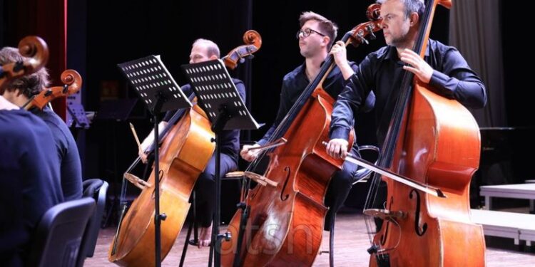 Instrumentistë nga vendet e ish-Jugosllavisë sjellin koncertin “Turning Point” në Tiranë