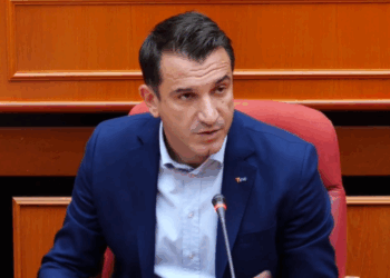 Kushtetuesja rrëzon Qeverinë, Veliaj rikthehet si kryetar i Bashkisë së Tiranës