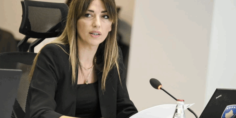 Haxhiu: Festë edhe më 28 nëntor, edhe më 28 dhjetor