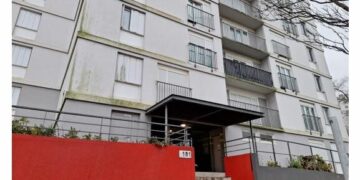 U gjetën të vdekur në banesën e tyre në Francë, çifti shqiptar lë pas vetes dy fëmijë të mitur