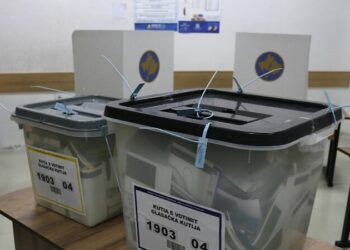 Mbi 150 mijë qytetarë kanë votuar deri në orën 13:00 në Kosovë