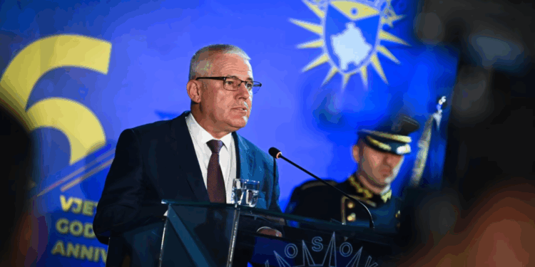 Sveçla: Detonatorët e gjetur në Leposaviq tregojnë sulme terroriste të mundshme nga Serbia