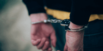 Katër gjuetarë serbë arrestohen në territor të Kosovës, Policia demanton pretendimet për “sulm ndaj ushtrisë serbe”