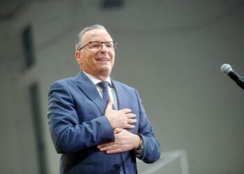 Bedri Hamza merr drejtimin e PDK-së, premton unitet, hapje dhe rikthim të fuqishëm