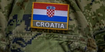 Mbi 150 ushtarë kroatë i bashkohen misionit paqeruajtës të KFOR-it në Kosovë