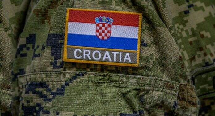 Mbi 150 ushtarë kroatë i bashkohen misionit paqeruajtës të KFOR-it në Kosovë