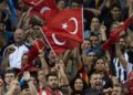 Skandal i paprecedentë në futbollin turk: mbi 1,000 lojtarë dhe dhjetëra gjyqtarë nën hetim për baste të paligjshme