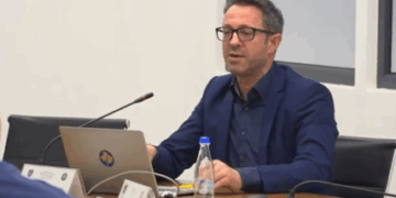 Pasi i dështoi propozimi në KQZ, burri i Albulena Haxhiut eskalon ndaj partive tjera