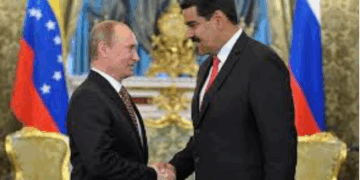 Kriza në Karaibe: Rusia në mbështetje të Maduros, SHBA dërgon aeroplanmbajtësin gjigant në Venezuelë