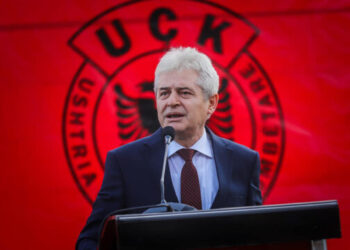 Ali Ahmeti takon sot veteranët – A po vjen protesta në Shkup për çlirimtarët?
