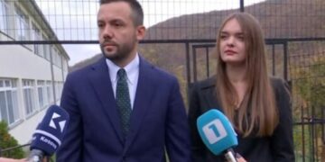 Tahiri fton qytetarët të dalin në zgjedhje: Lëvizje të dyshimta veturash mbrëmë në Mitrovicë