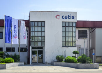 “Brenda 1 ose 2 orë” – Kompania sllovene reagon për dyshimet e manipulimit të votave në Mitrovicë