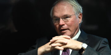 Hill: Deklarata se UÇK ishte “terroriste” ndikoi te sulmi mbi familjen Jashari