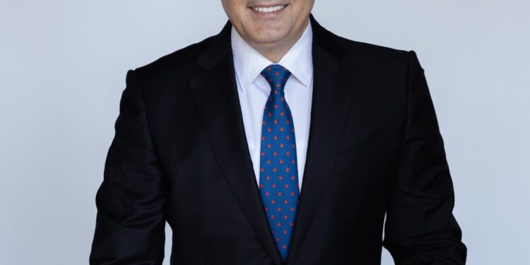 Enver Hoxhaj kërkon shtyrjen e Konventës së PDK-së: “Partia ka nevojë për garë të hapur dhe platforma serioze”