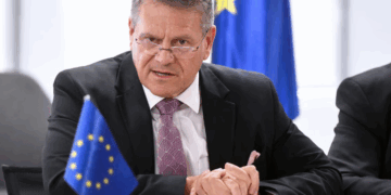 Kina pranon të rifillojë dërgesat e çipave Nexperia në Evropë, me kusht përdorimin civil