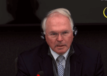 Hill: Thaçi nuk urdhëroi veprimtari të paligjshme, po mbahet gjatë në burg