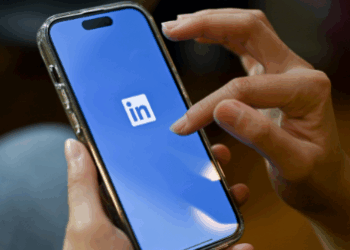 MI5 në alarm: Agjentët kinezë po rrjetojnë deputetët britanikë në LinkedIn