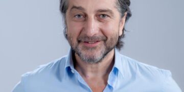 Përparim Rama reagim i ashpër ndaj Kurtit: “Po i kërcënon qytetarët me buxhetin e tyre”