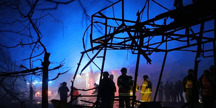 Sulme të reja ruse në Ukrainë: 5 të vrarë në Zaporizhzhia, 5 të plagosur në Odesa – civilët përballen me dimrin pa energji