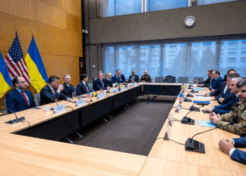 Paqe në horizont? SHBA dhe Ukraina raportojnë përparim pas bisedimeve vendimtare në Gjenevë