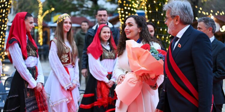 Presidentja Osmani në Shkodër: “Këtu rrah zemra e identitetit shqiptar”