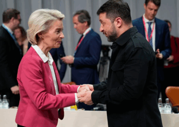 BE i kundërvihet urgjencës amerikane: Von der Leyen kërkon kohë dhe garanci për Ukrainën