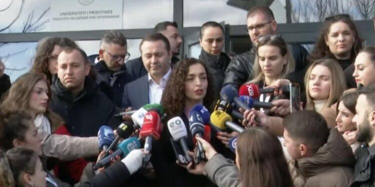 Vjosa Osmani voton dhe shpreson në krijimin e shpejtë të institucioneve të reja