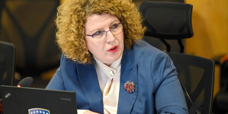 Të mërkurën del në gjyq ministrja Hajdari – Vetëvendosje e përfshin në listën për deputete për zgjedhjet e 28 dhjetorit