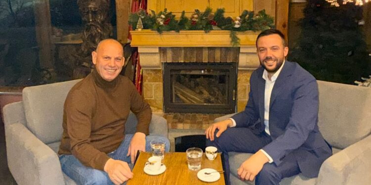 Lladrovci: Përkrahja për Arian Tahirin, është përkrahje për Kosovën me vlera, zhvillim dhe të ardhme për rininë