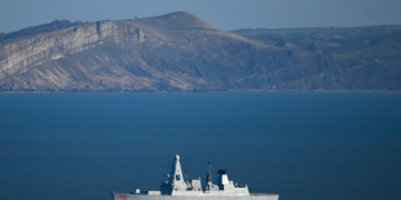 Britania aktivizon programin “Atlantic Bastion” – teknologji e re ushtarake për t’iu kundërvënë kërcënimit të nëndetëseve ruse