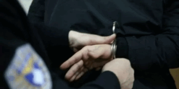 Arrestohet në Prishtinë shtetasi i huaj i dyshuar për krim të organizuar, konfiskohen mbi 50 mijë euro, orë rolex dhe veturë