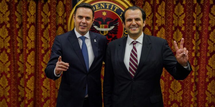 Ukë Rugova zyrtarizohet në listën zgjedhore në 81-vjetorin e lindjes së Presidentit Rugova