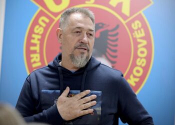 Sami Lushtaku: “Ramiz Lladrovci nuk është kurrë në PDK – por e respektoj vendimin e partisë”