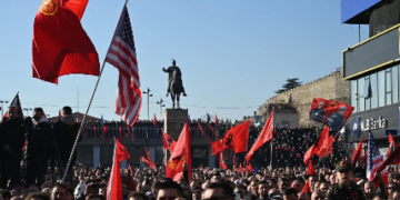 OVL-UÇK falënderon qytetarët për pjesëmarrjen në protestën e Shkupit