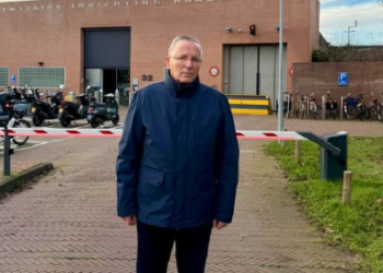 Bedri Hamza viziton Hashim Thaçin dhe Kadri Veselin: Të fala nga Haga, iu premtova se do t’i gëzojmë më 28 dhjetor