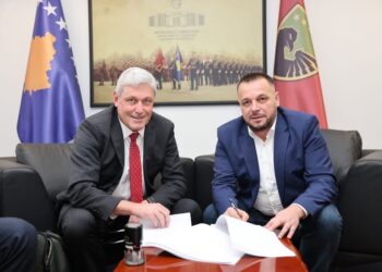 Ejup Maqedonci njofton blerjen e sistemeve moderne ushtarake nga SHBA