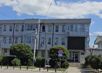 Serbia hap konkurs për punësime në institucionet paralele serbe në Kosovë