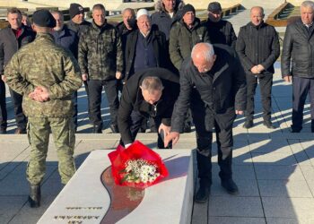 Homazhe në Prekaz për Ditën e Veteranit, Gucati: Sot nuk ndihemi edhe aq të lirë