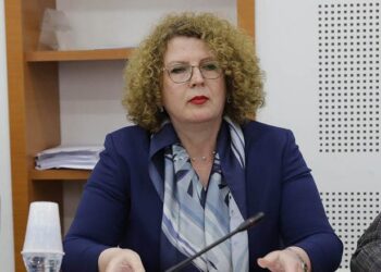 Rozeta Hajdari del para gjyqit për korrupsion në rastin e rezervave shtetërore